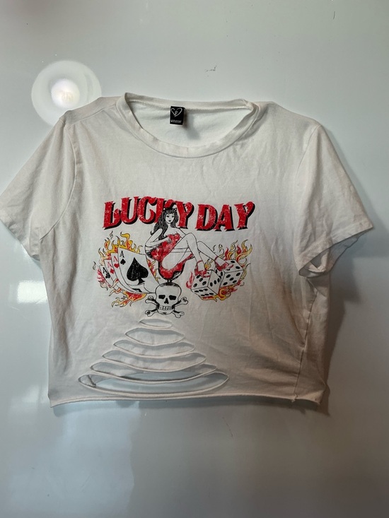 Tops - Lucky Day Graphic Cropped T-Shirt Distressed Cutout Hem Edgy Y2K Style Tee